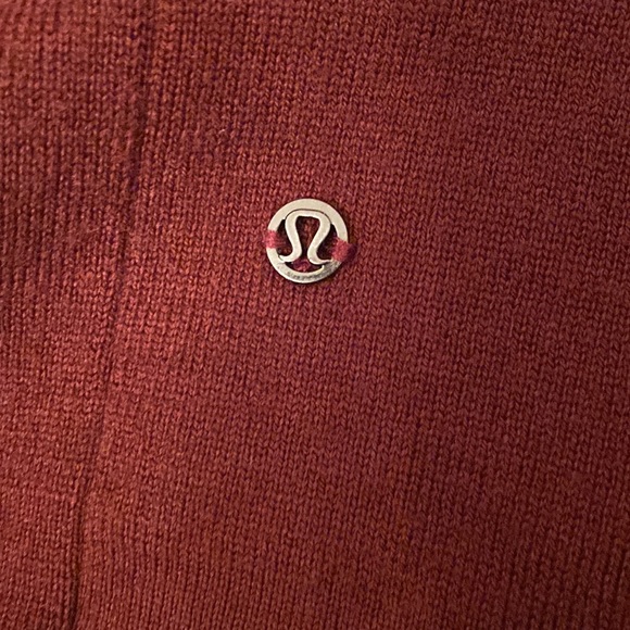 Lululemon Reverse Me Sweater - Picture 8 of 9